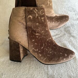 Elegant Brown Velvet Ankle Boots